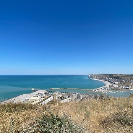 Bel Appartement Pour 2 Personnes Vue Laterale Sur Le Port Le Treport Exterior photo