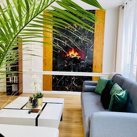 Bel Appartement Pour 2 Personnes Vue Laterale Sur Le Port Le Treport Exterior photo